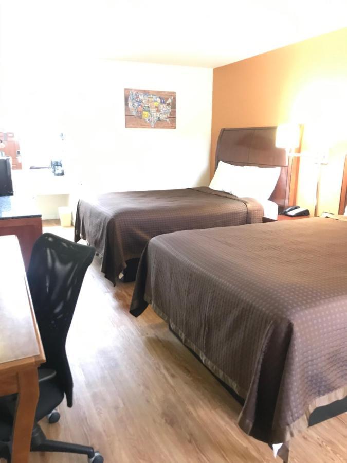 Carry On Inn & Suites LaFayette 外观 照片