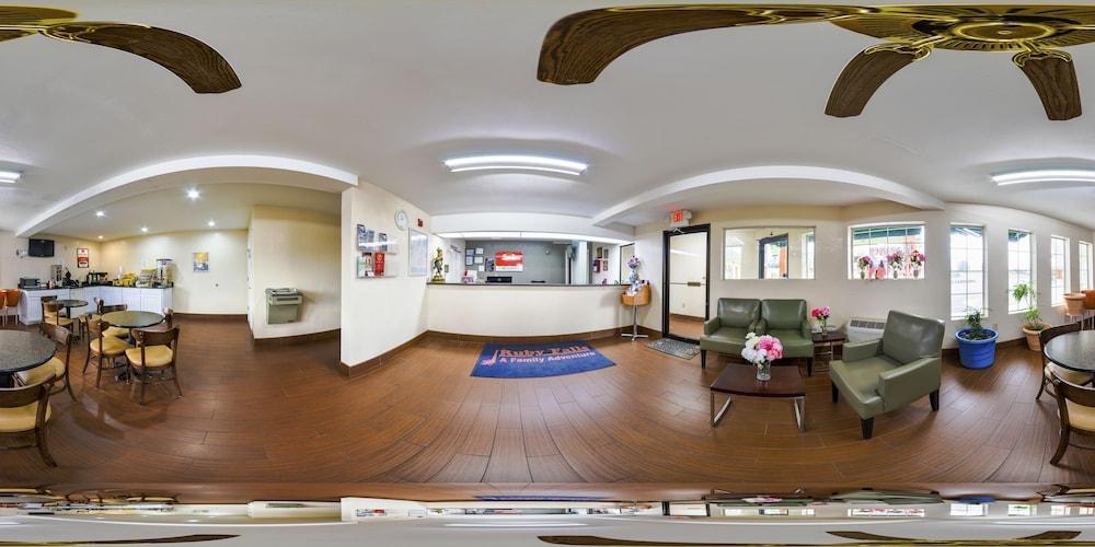 Carry On Inn & Suites LaFayette 外观 照片