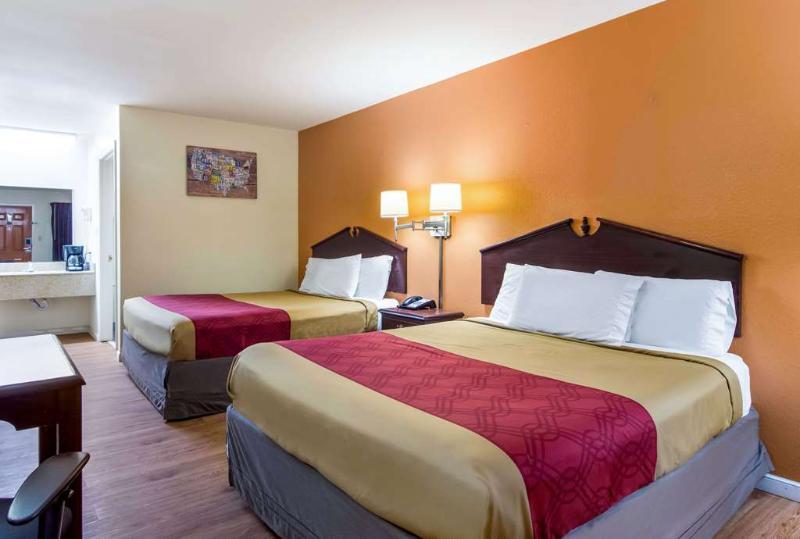 Carry On Inn & Suites LaFayette 外观 照片